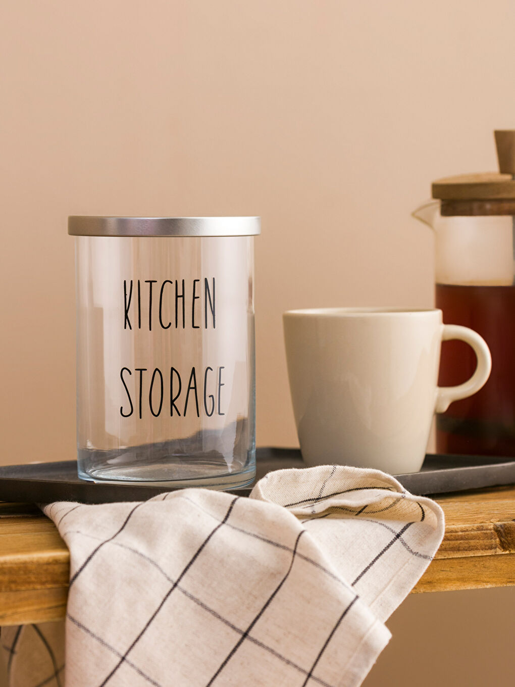 Siyah Kapaklı Saklama Kabı 1050 ml-1