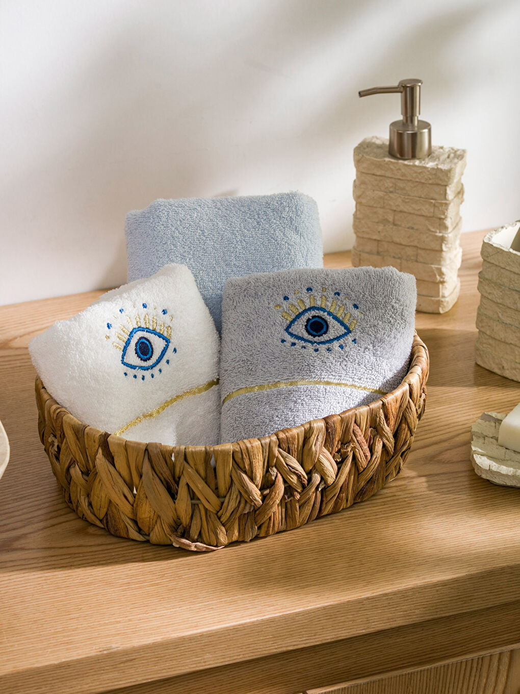 Serviette d'invité Brodée Œil Lot de 3 pièces 30x50 cm