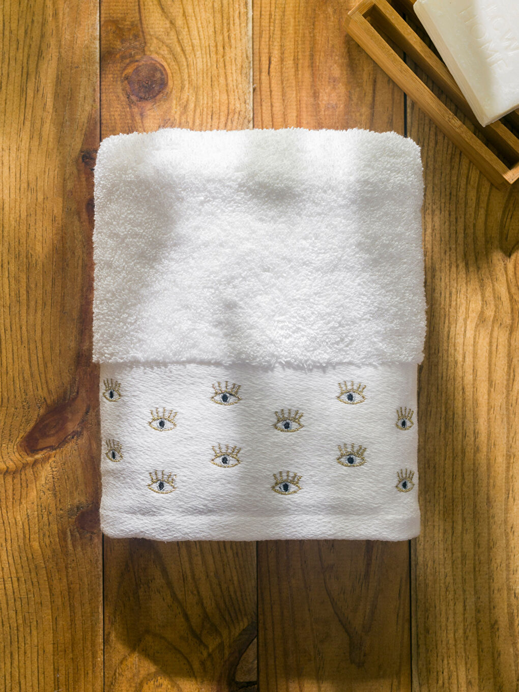 Ekru Pamuklu Göz Nakışlı Yüz Havlusu 50x80 cm-2