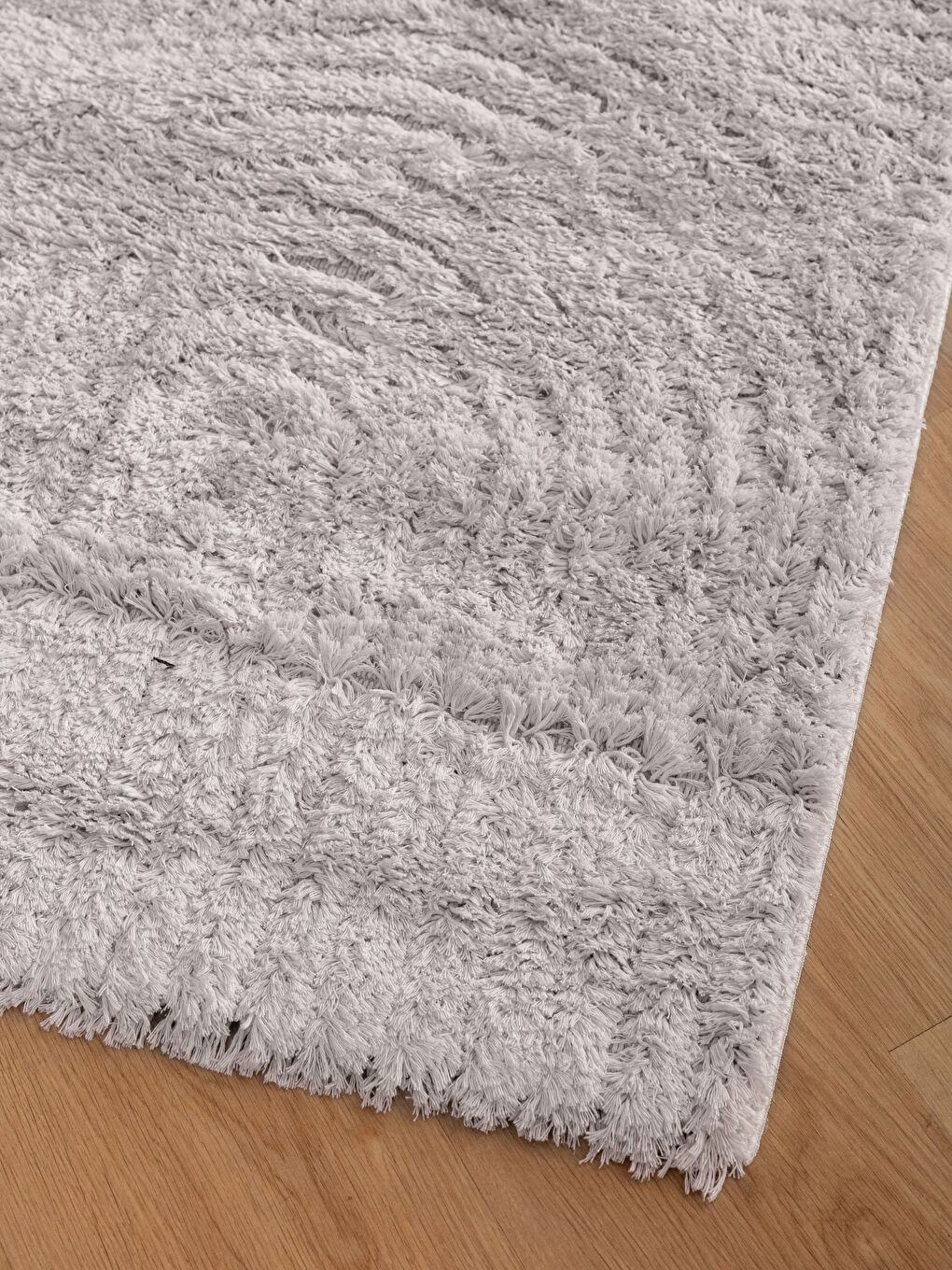 Beyaz Kedinden Desenli Saçaklı Halı 70x150 cm-1