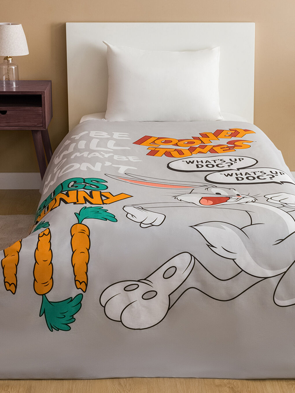 Karışık Bugs Bunny Baskılı Pamuklu Tek Kişilik Nevresim