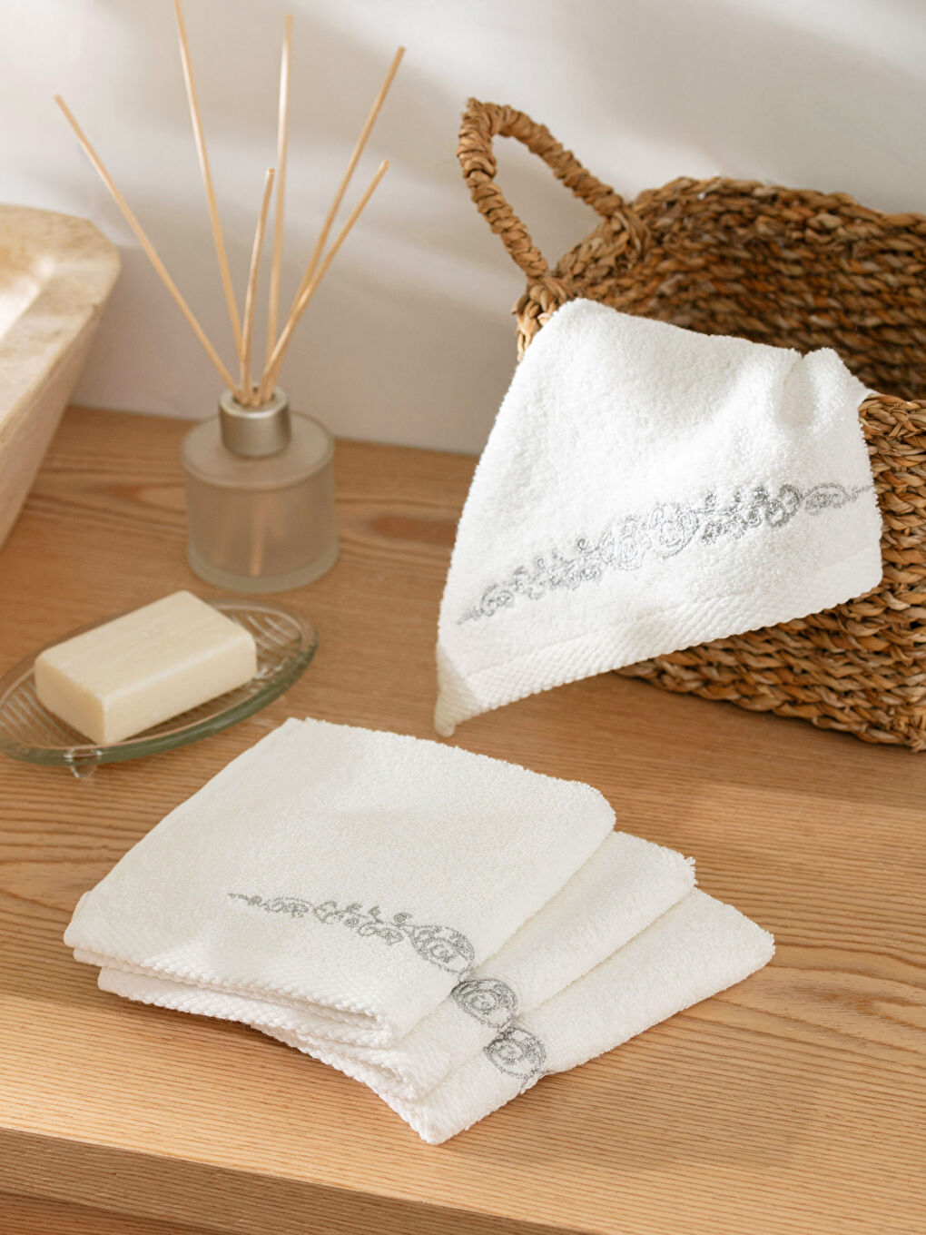 Ekru Pamuklu El Havlusu 4'lü 30x30 cm