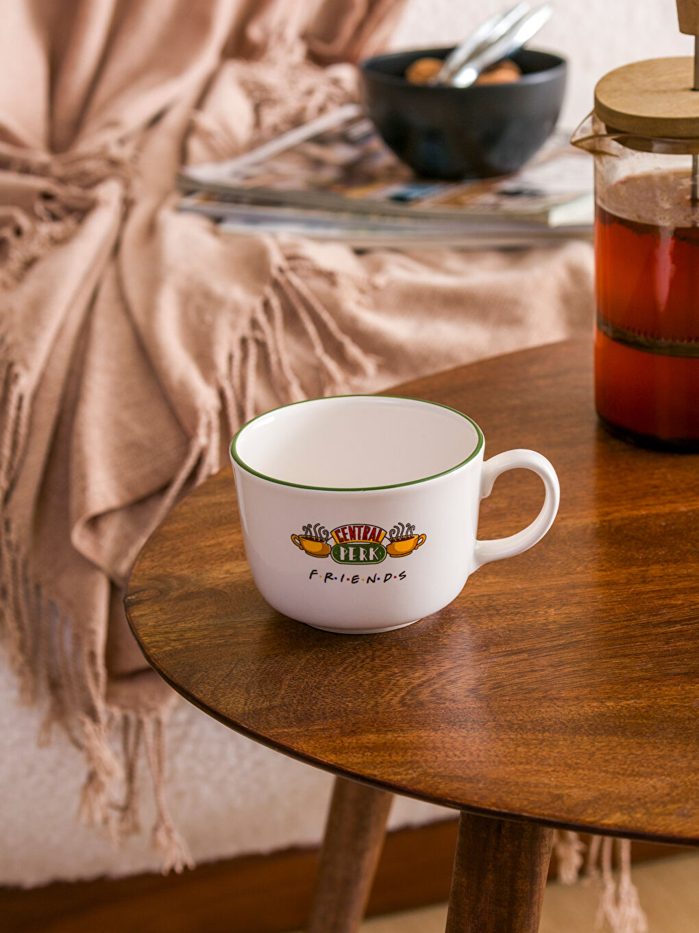 Karışık Friends Baskılı Seramik Kupa 510 ml-1