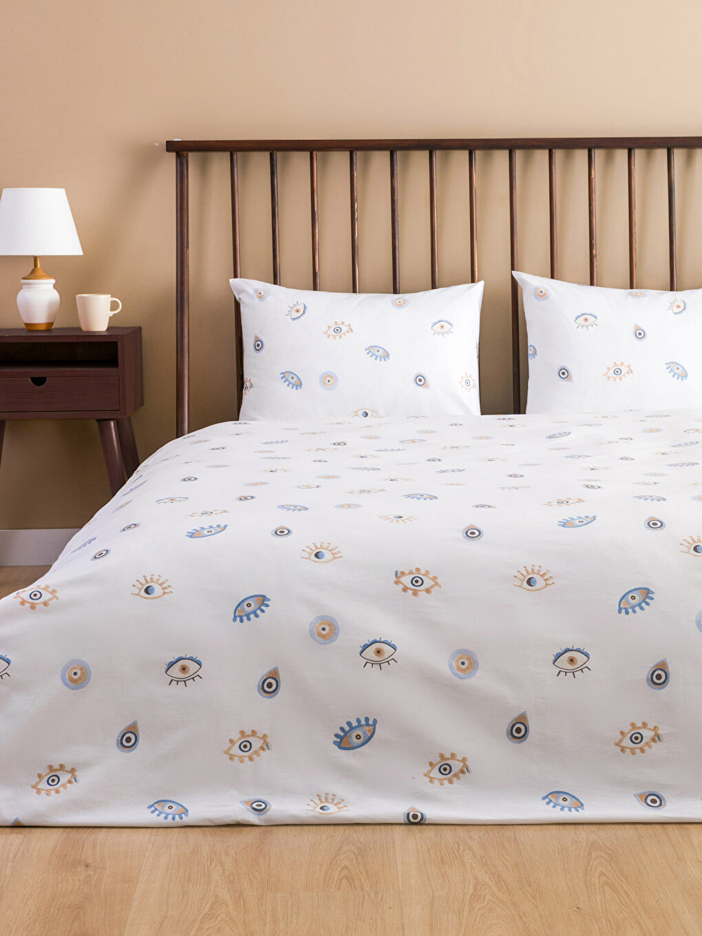 Karışık Göz Baskılı Çift Kişilik Nevresim Seti