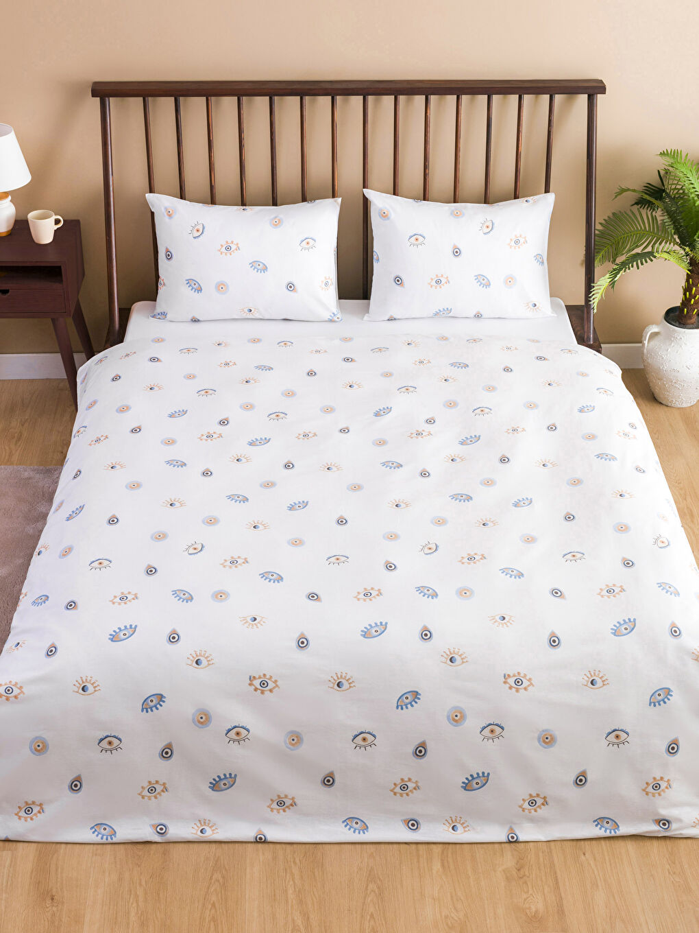 Karışık Göz Baskılı Çift Kişilik Nevresim Seti-1