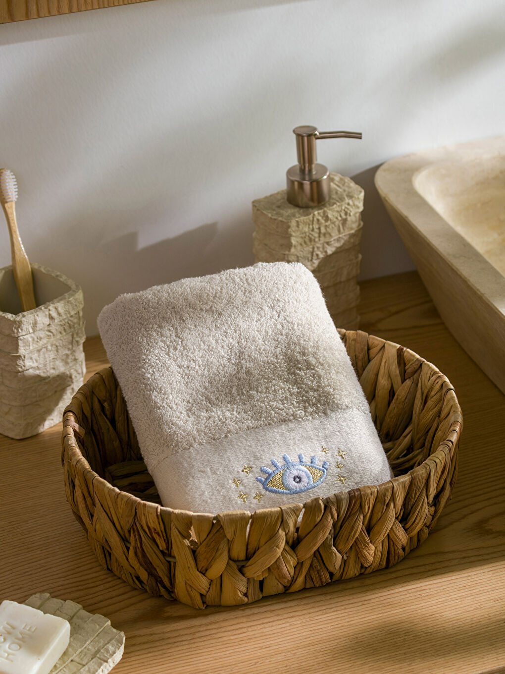 Prosop de Față Brodat cu Ochi din Bumbac 50x80 cm-1