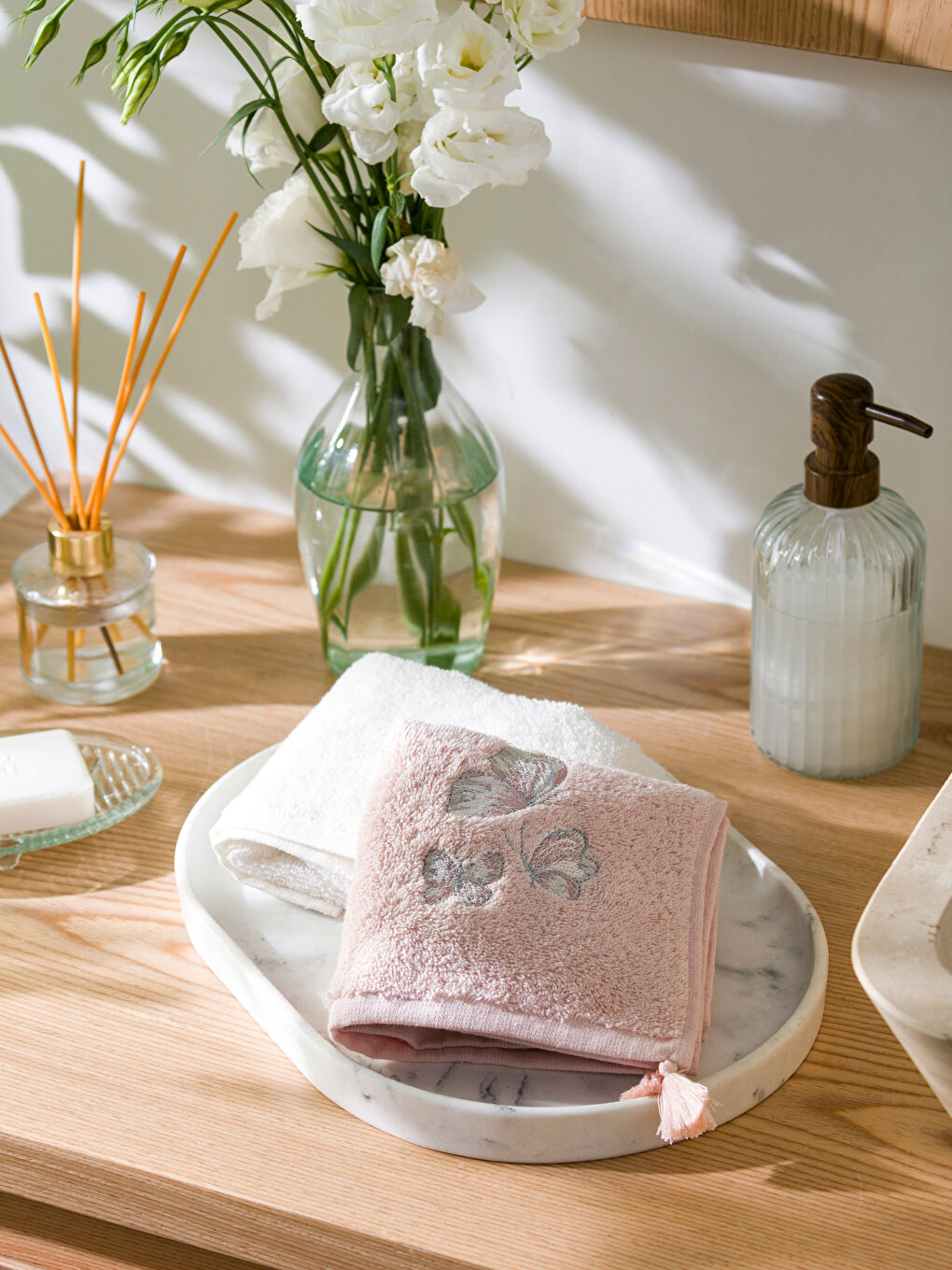 Serviette d'invité brodée 2 pcs 30x50 cm