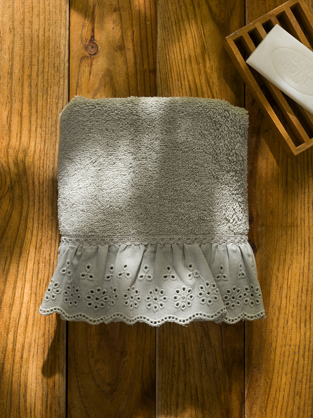 Yeşil Püsküllü Yüz Havlusu 50x80 cm-2