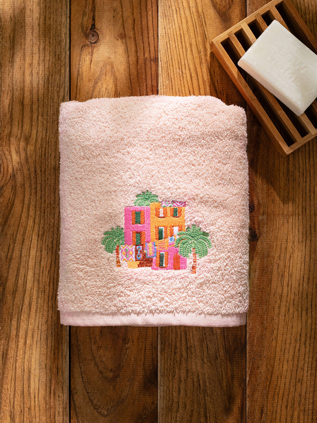 Pembe Nakışlı Pamuklu Yüz Havlusu 50x80 cm-2