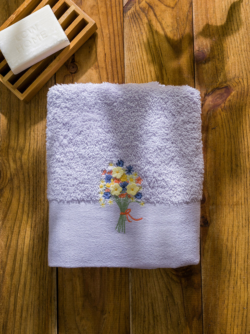 Lila Nakışlı Pamuklu Yüz Havlusu 50x80 cm-2