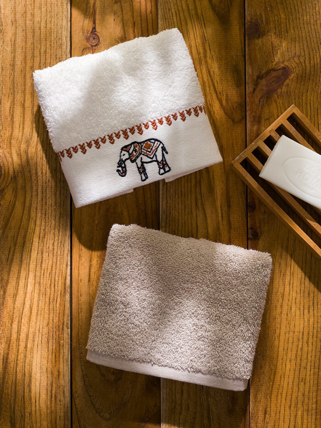 Ekru Fil Nakışlı El Havlusu 2'li 30x50 cm-2