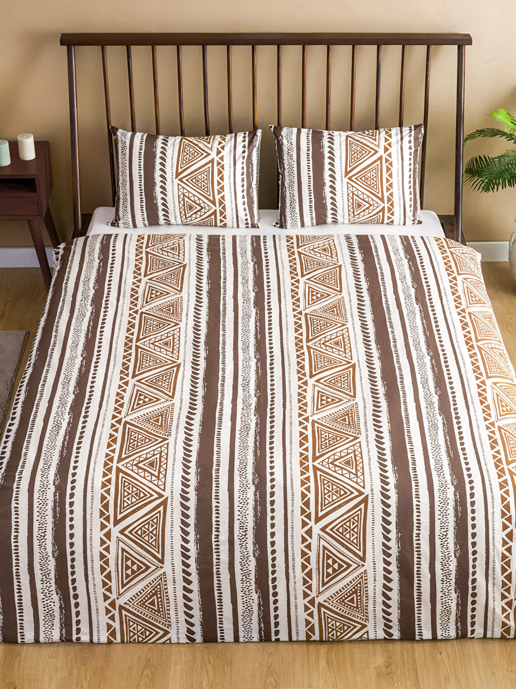 Karışık Desenli Çift Kişilik Nevresim Seti-1