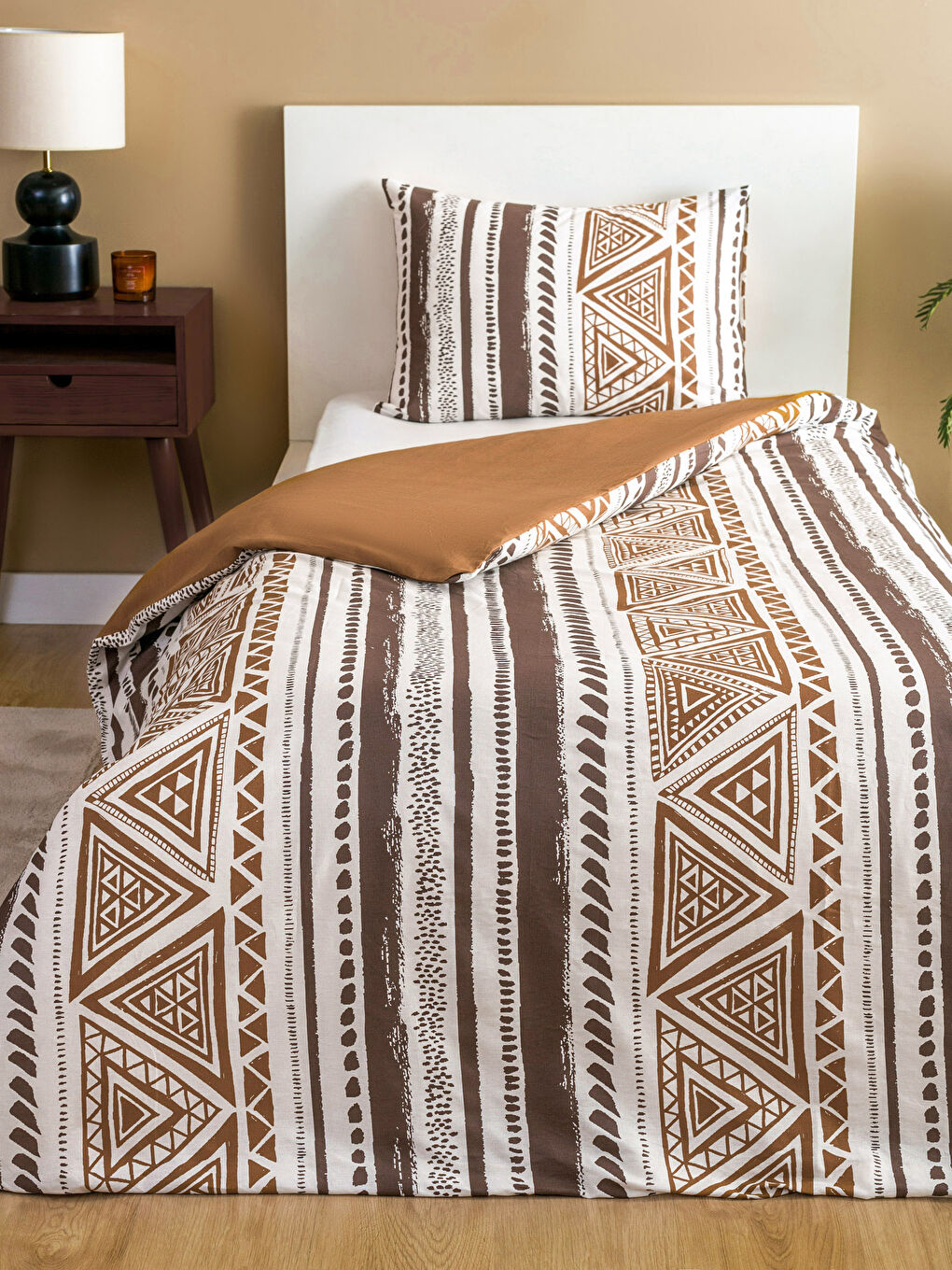 Karışık Desenli Tek Kişilik Nevresim Seti