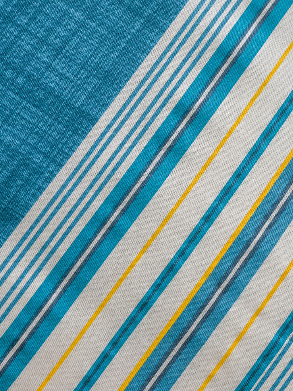 Karışık Desenli Tek Kişilik Nevresim Seti-4