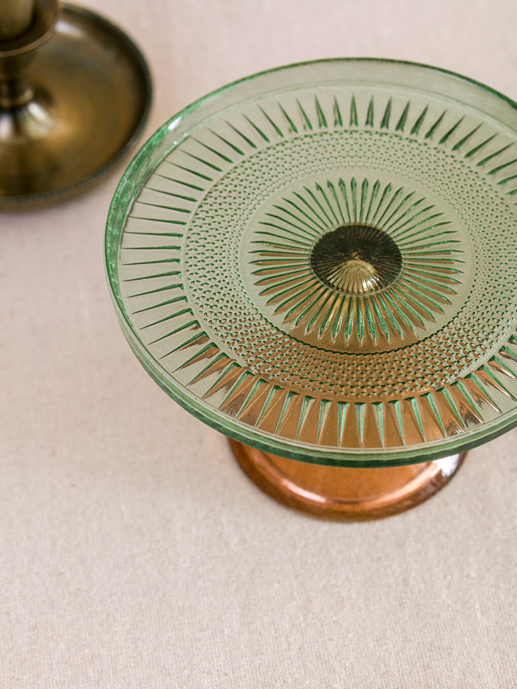 Karışık Ayaklı Cam Sunumluk 16 cm-2