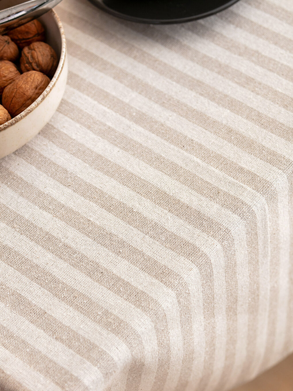 Karışık Çizgili Masa Örtüsü 90x90 cm-2