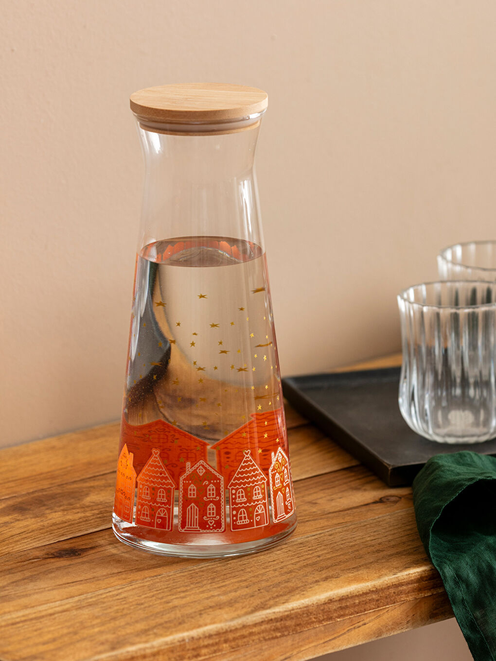 Kahverengi Yılbaşı Temalı Cam Sürahi 1100 ml