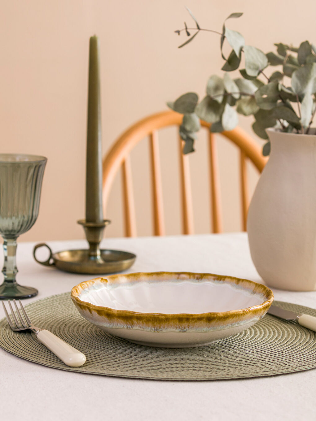 Pembe Baskılı Seramik Çukur Tabak 20 cm