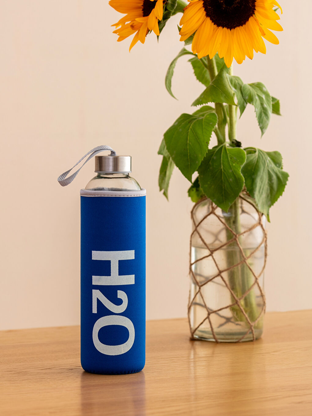 Mavi Yazı Baskılı Cam Matara 750 ml