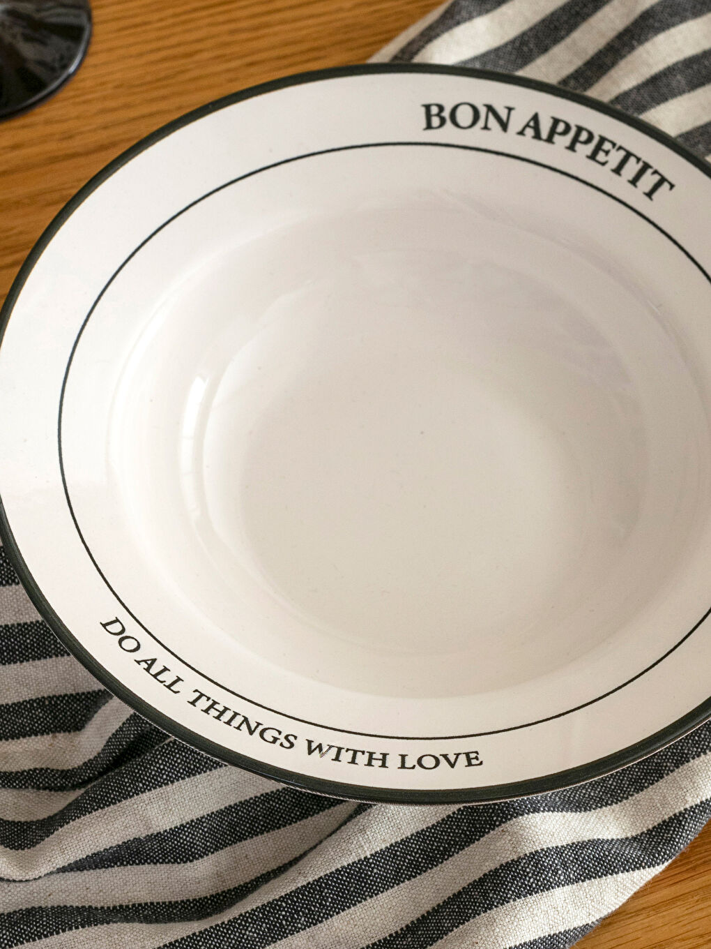 Printed Ceramic Salad Bowl 20 cm-2