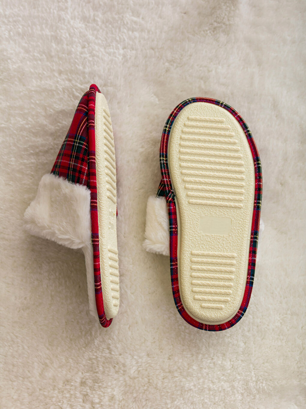 Закрытые спереди клетчатые женские домашние тапочки-3