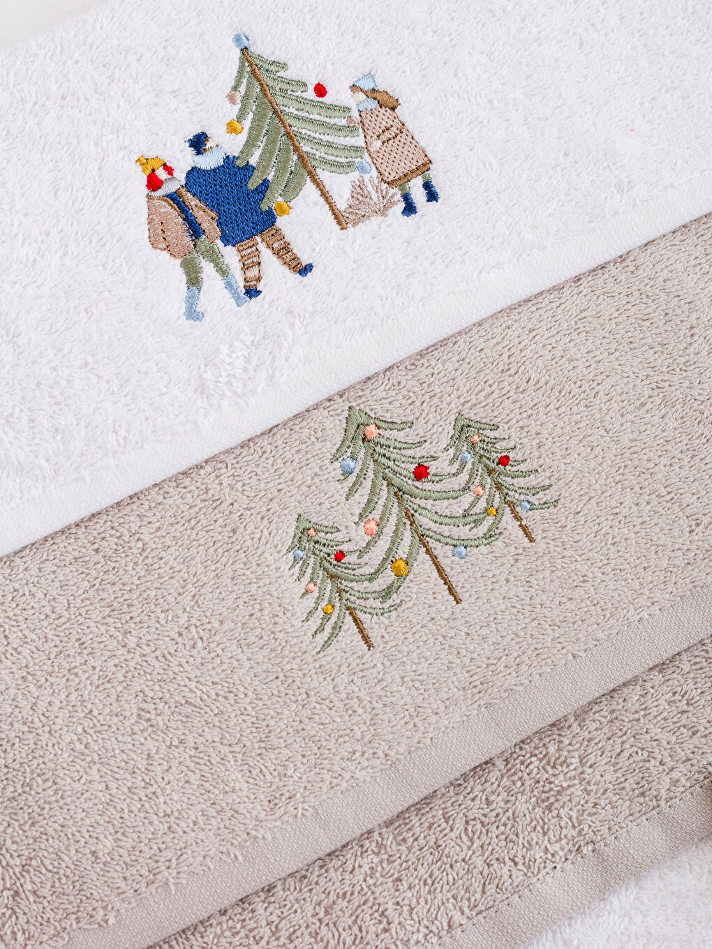 Beyaz Ağaç Nakışlı El Havlusu 30x50 cm-3