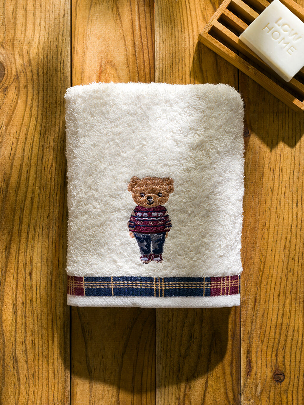 Ekru Ayıcık Nakışlı Yüz Havlusu 50x80 cm-2