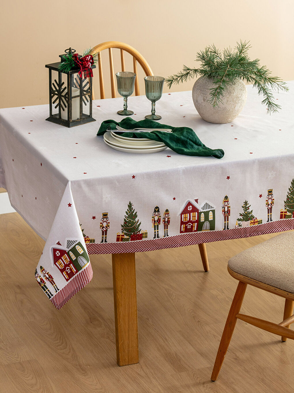 New Year Themed Table Cloth 150x200 Cm-1