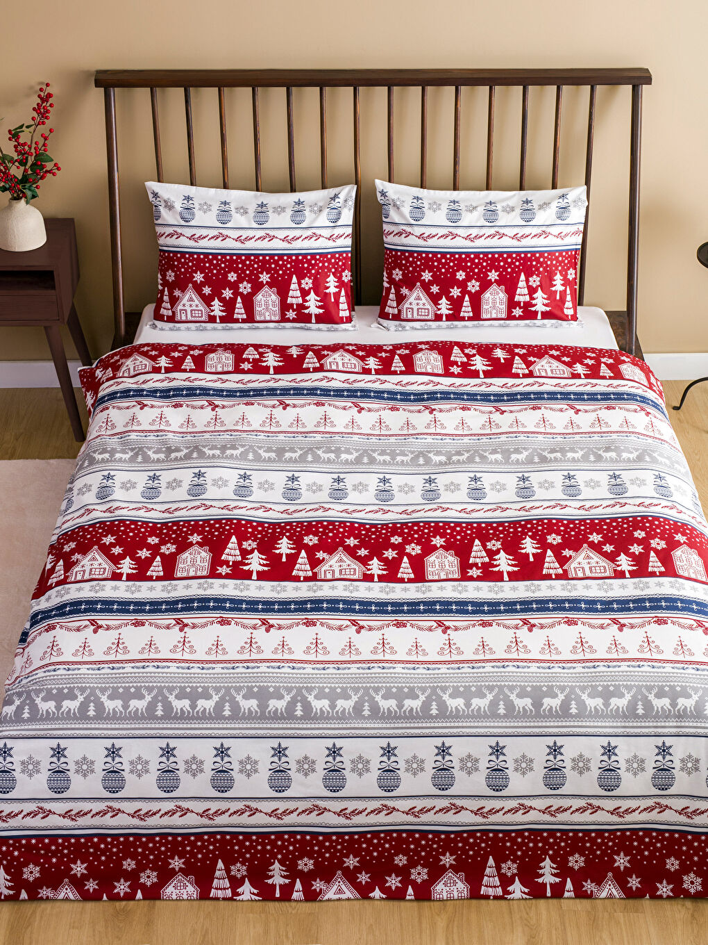 LCW HOME New Year Themed Double-Sided Duvet Cover Set -W3HP24Z8-F9C