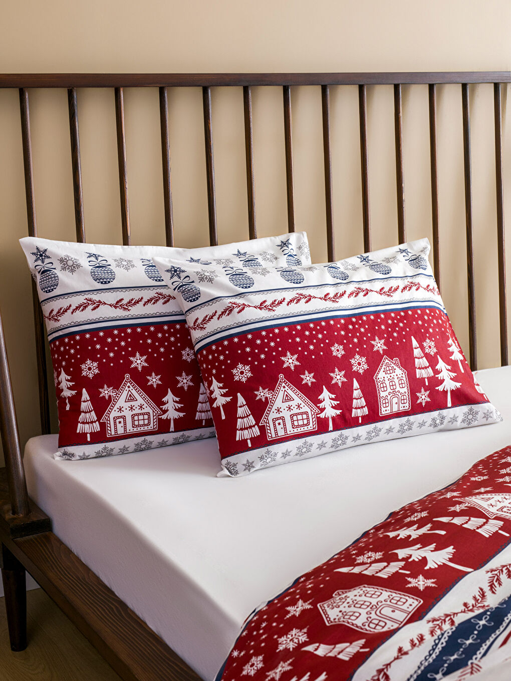 LCW HOME New Year Themed Double-Sided Duvet Cover Set -W3HP24Z8-F9C