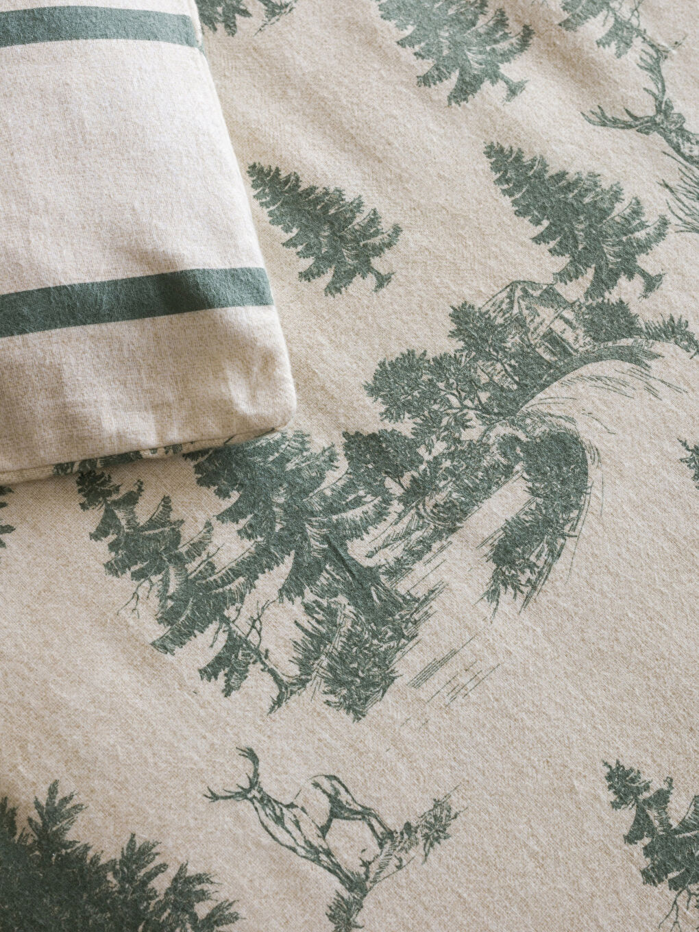 Karışık Desenli Tek Kişilik Nevresim Takımı-5