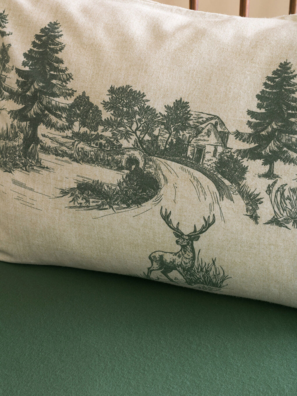 Karışık Ağaç Desenli Yastık Kılıfı 2'li 50x70 cm-2