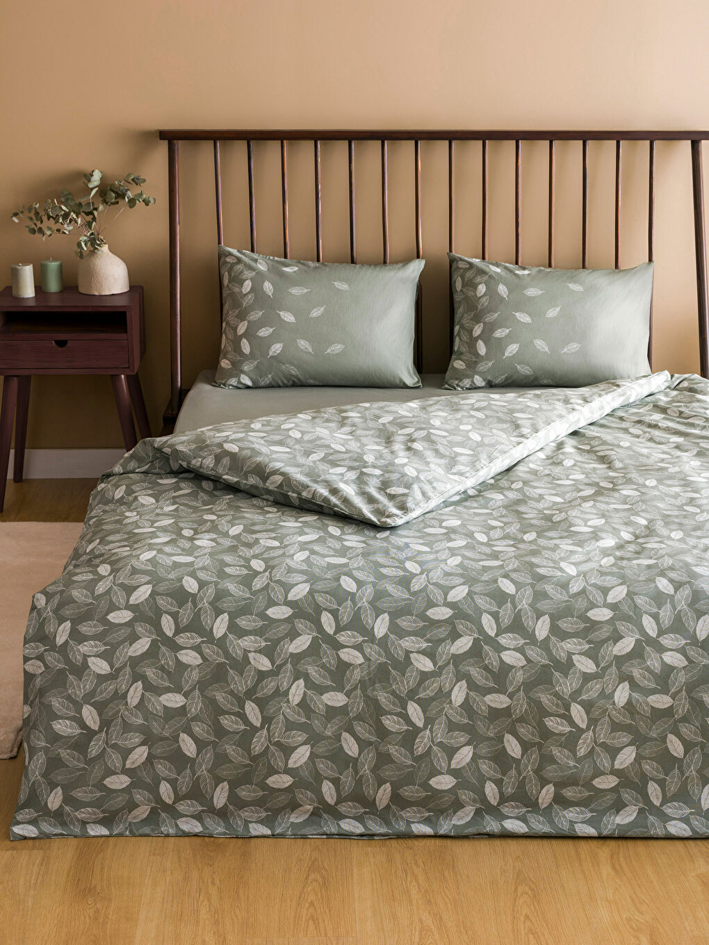 طقم غطاء لحاف مزدوج بنقشة ورق الشجر