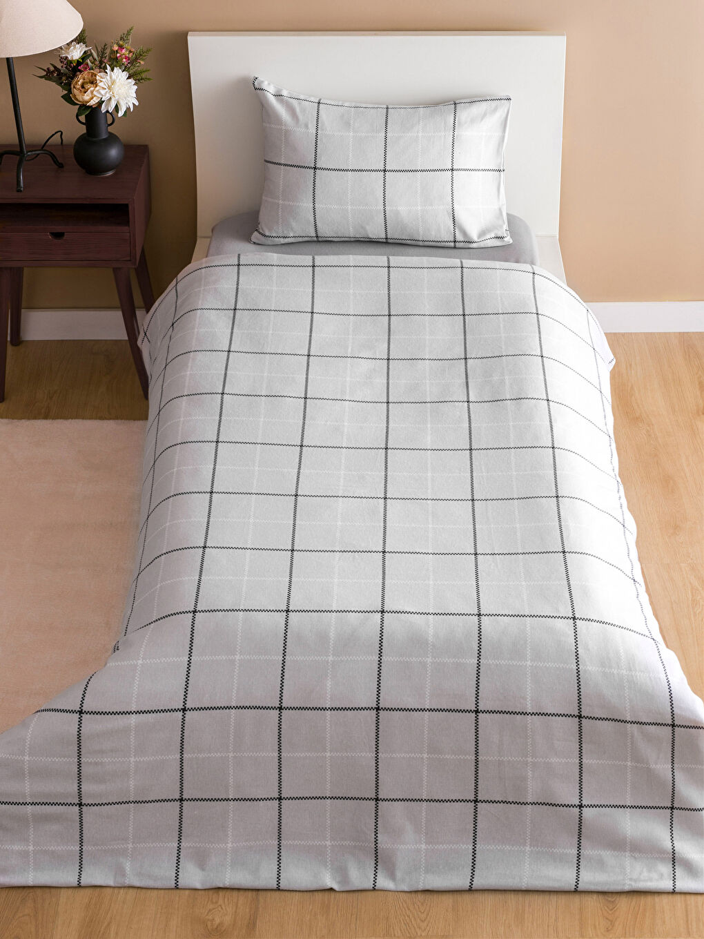 Karışık Desenli Tek Kişilik Nevresim Takımı-1