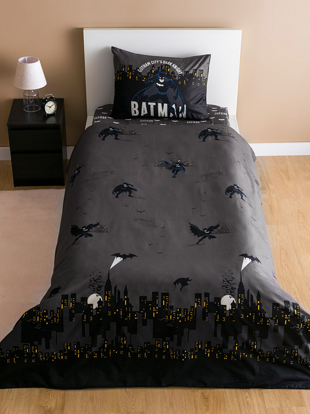 Karışık Batman Baskılı Çocuk Nevresim Takımı-1