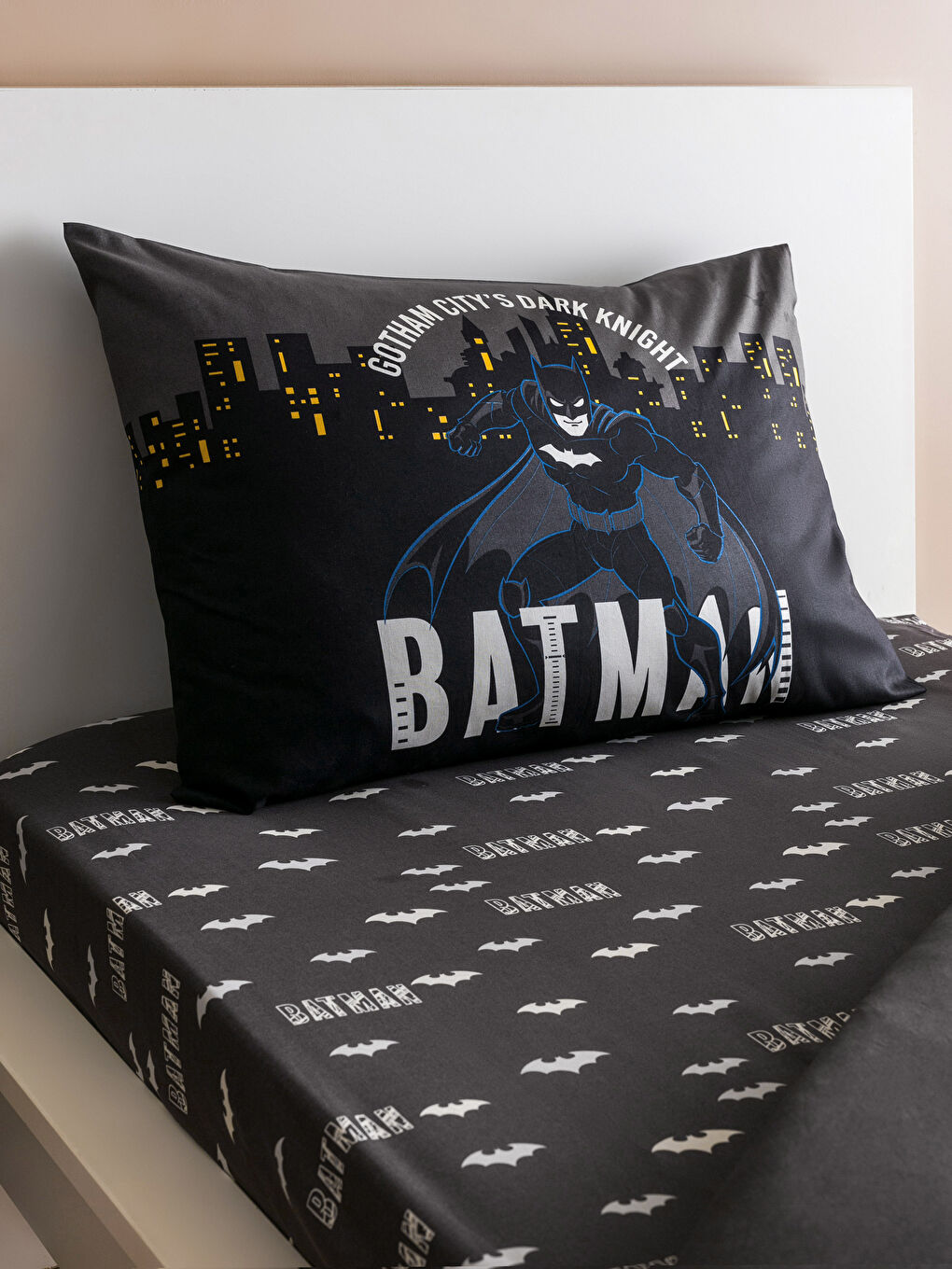 Karışık Batman Baskılı Çocuk Nevresim Takımı-2