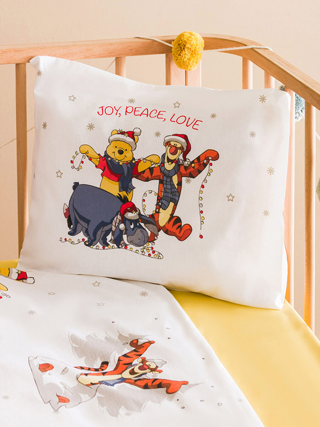 طقم غطاء لحاف للأطفال مطبوع ويني ذا بوه-1