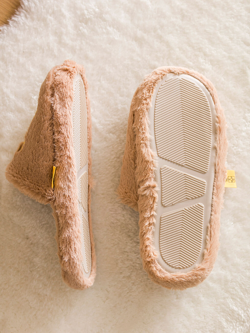LCW HOME Winnie the Pooh Embroidered Women's House Slippers -W3HV33Z8-LQB