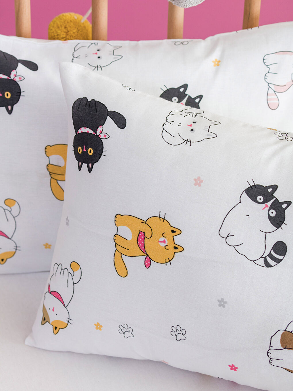 Sarı Baskılı Pamuklu Bebek Yastık Kılıfı 2'li  35x45 cm-1