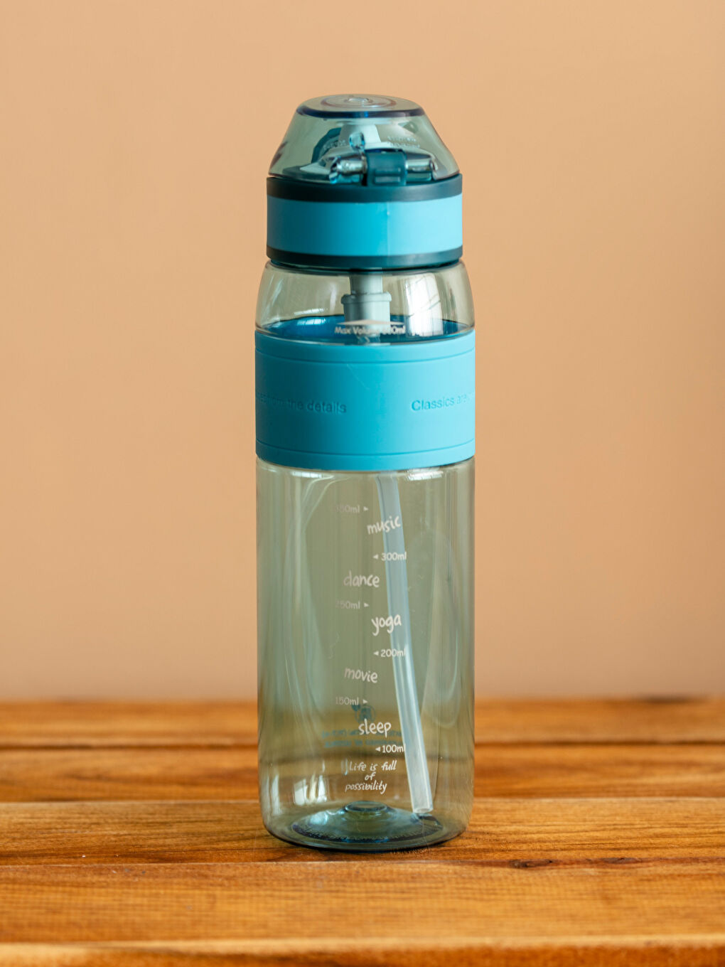 Karışık Baskılı Pipetli Suluk 630 ml-3