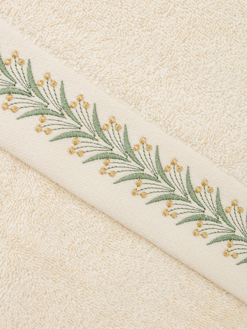 Ekru Pamuklu Nakışlı Yüz Havlusu 50x80 cm-3