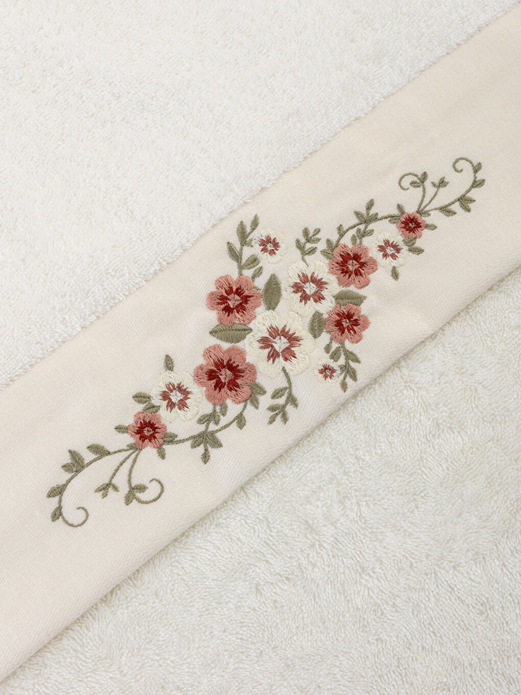 Serviette d'invité Brodée de Fleurs 50x80 Cm-3