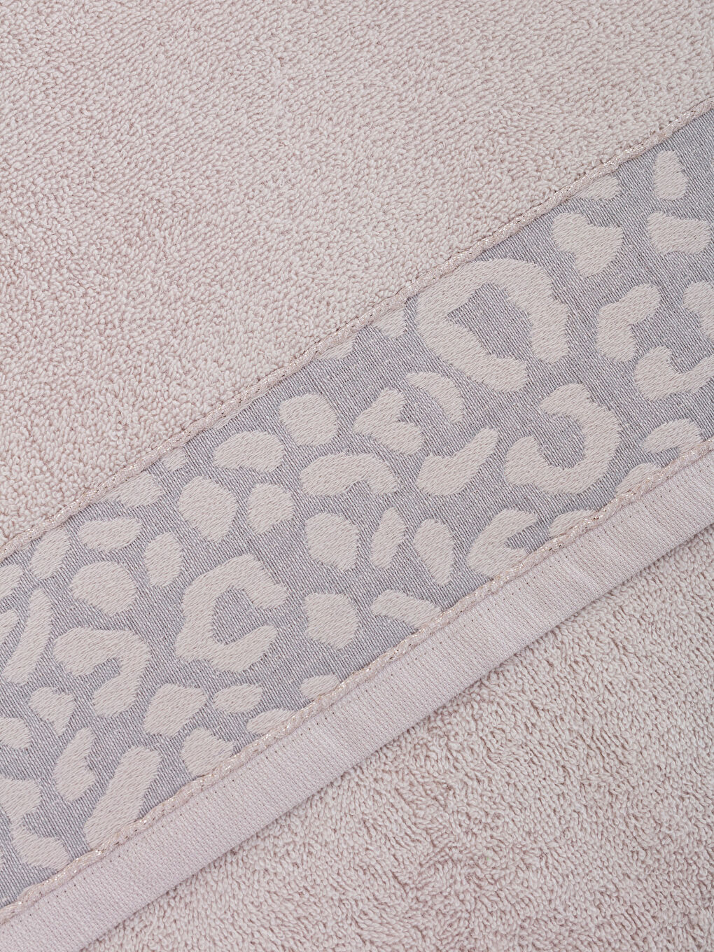 Gri Pamuklu Nakışlı Yüz Havlusu 50x80 cm-3