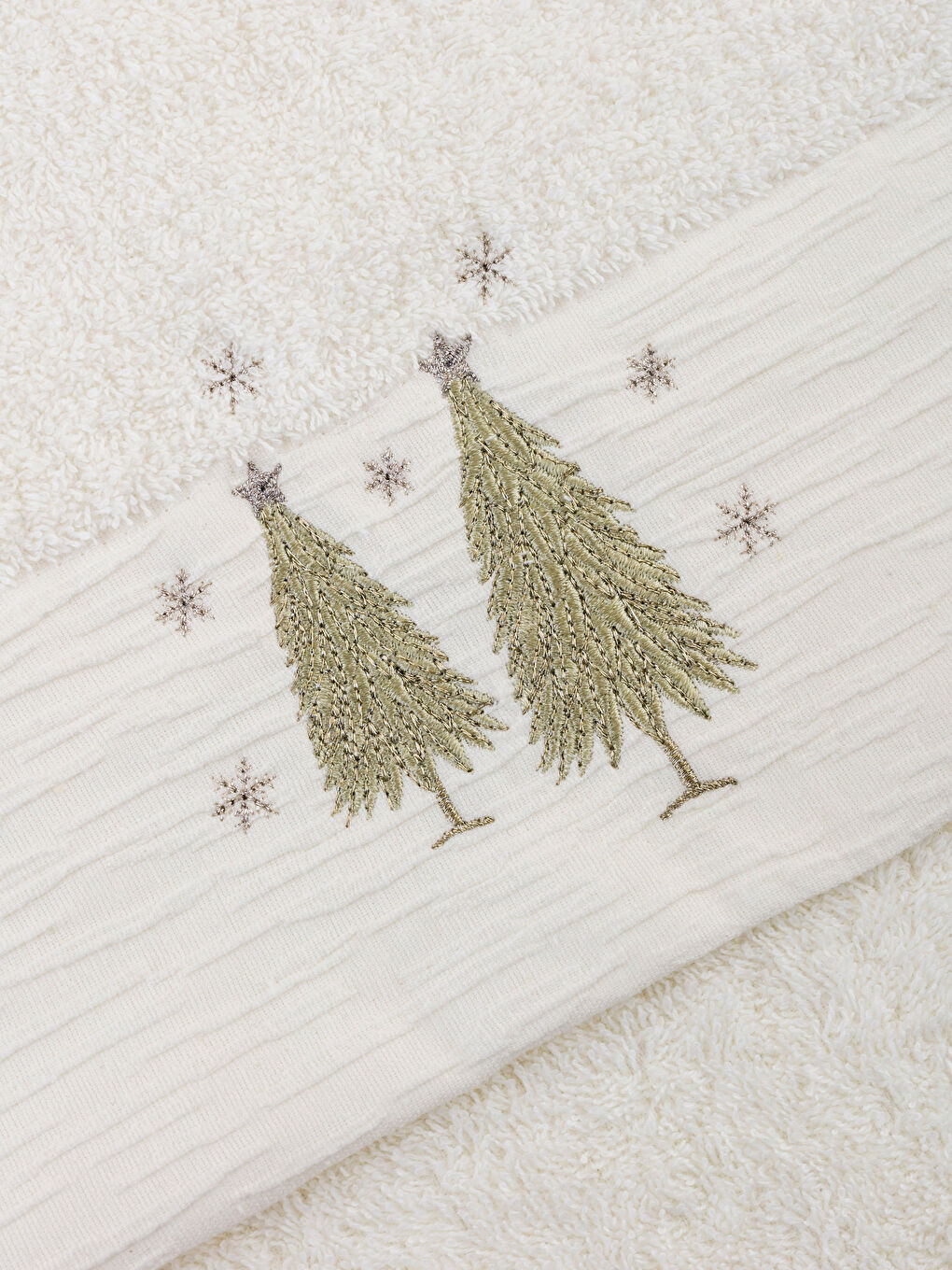 Ekru Ağaç Nakışlı Yüz Havlusu 50x80 cm-3