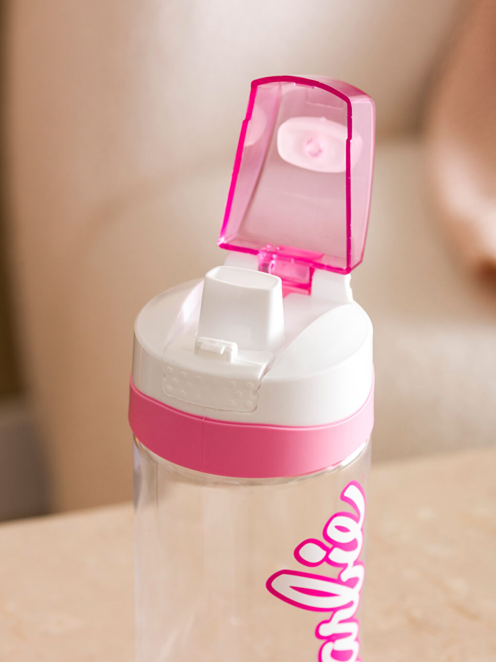 Pembe Barbie Baskılı Suluk 520 ml-1