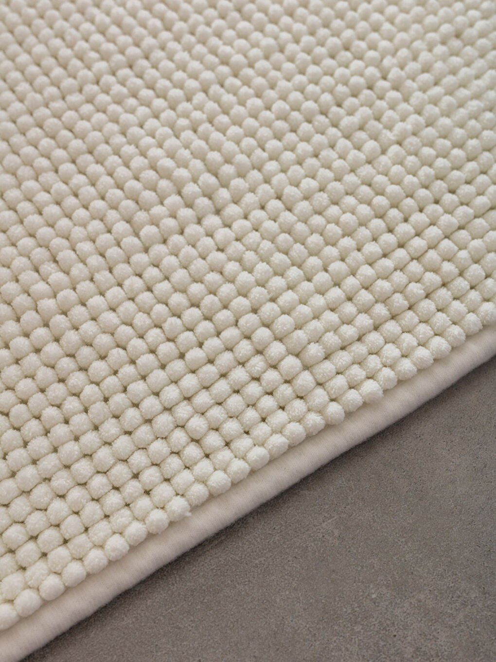 Self Patterned Bath Mat 60x100 Cm-1