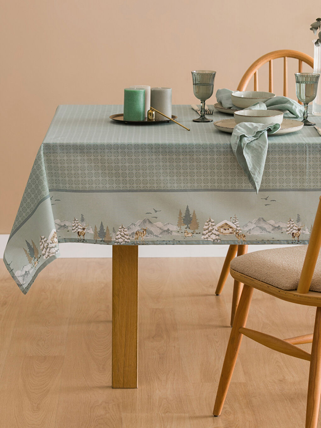 Yeşil Baskılı Masa Örtüsü 150x220 cm-1