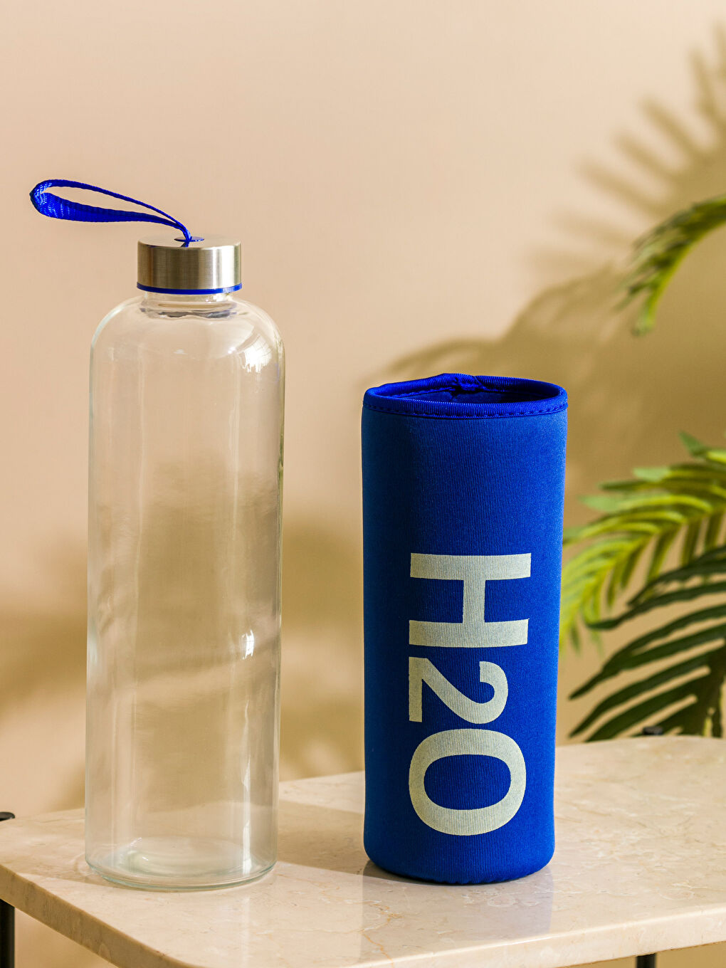 Mavi Cam Kılıflı Su Matarası 1000 ml-1
