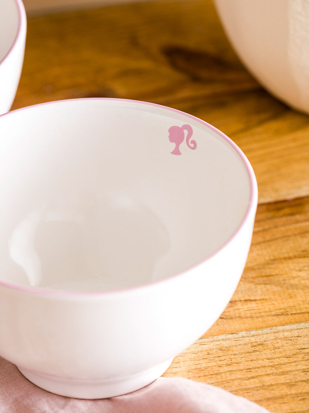 Pembe Barbie Baskılı Seramik Kase Seti 15 cm-1