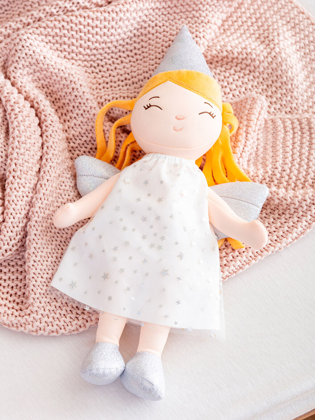 Karışık Pelüş Dolgulu Kız Bebek Kırlent 40 cm-1